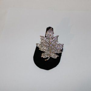 Rhinestone Leaf Ring